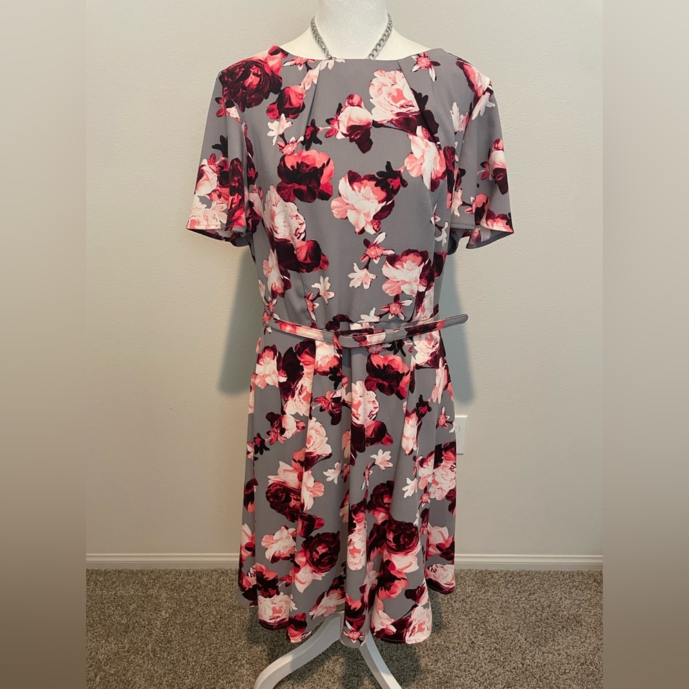 Eva Mendes for New York & Company Gray Floral Midi Dress